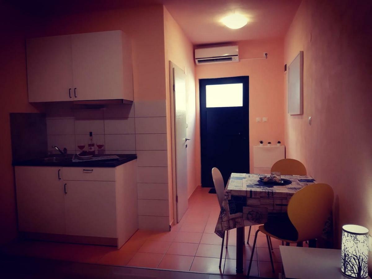 Apartments Luza Lastovo 外观 照片